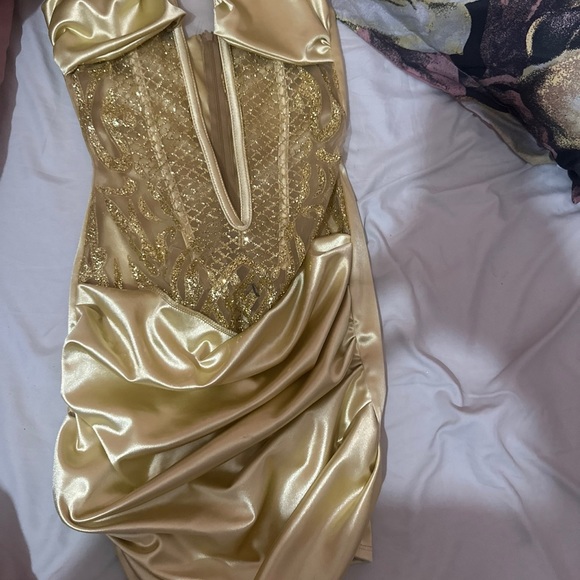 custom birthday dress
stephxdesigns veka dress - Picture 3 of 5